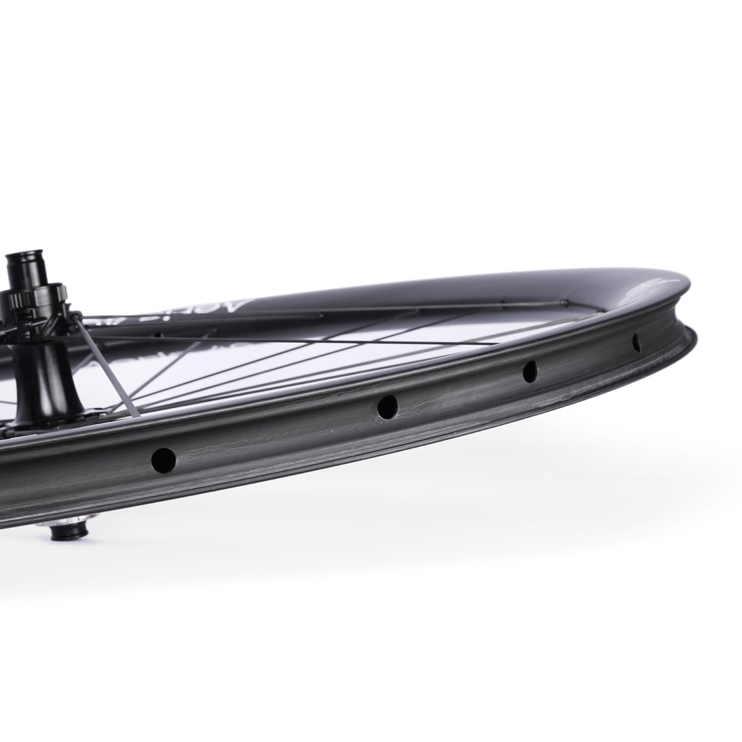 ICAN Aeris 40 disc carbone spoke wheelset 45T ratchet