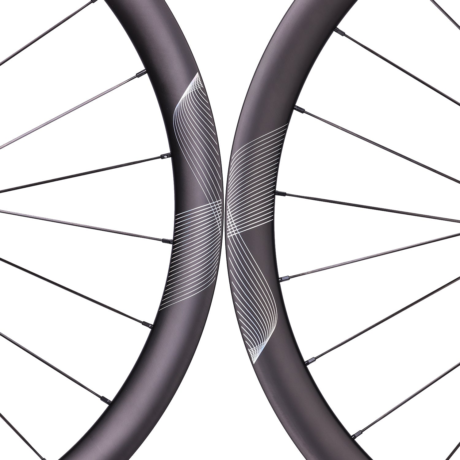 ICAN ULTRA 40 carbon disc wheels with ceramic bearings