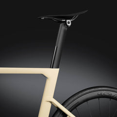A9CompletebikewithShimanoR8070